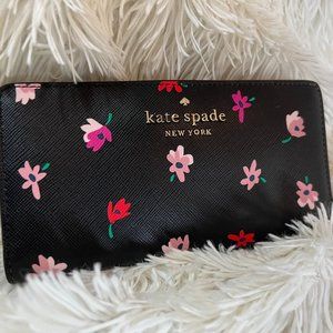 Kate Spade Slim Bifold Wallet